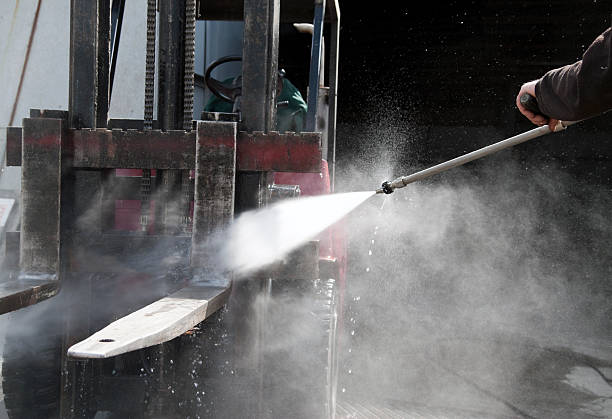 Why Choose Our Certified Pressure Washing Experts for Your Project Needs in Springfield, MA?